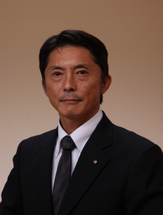 中村　富也